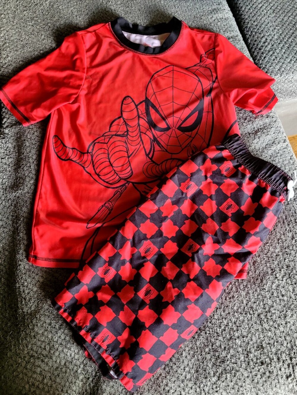 Spiderman Kids Swim Set - Red & Black. Size 14/16
